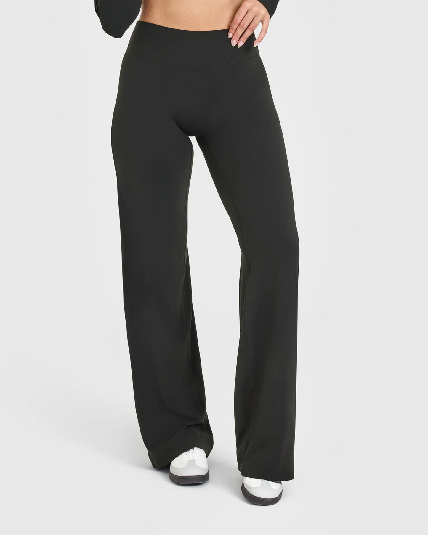Tara | High-Waist Flared Sport Legging