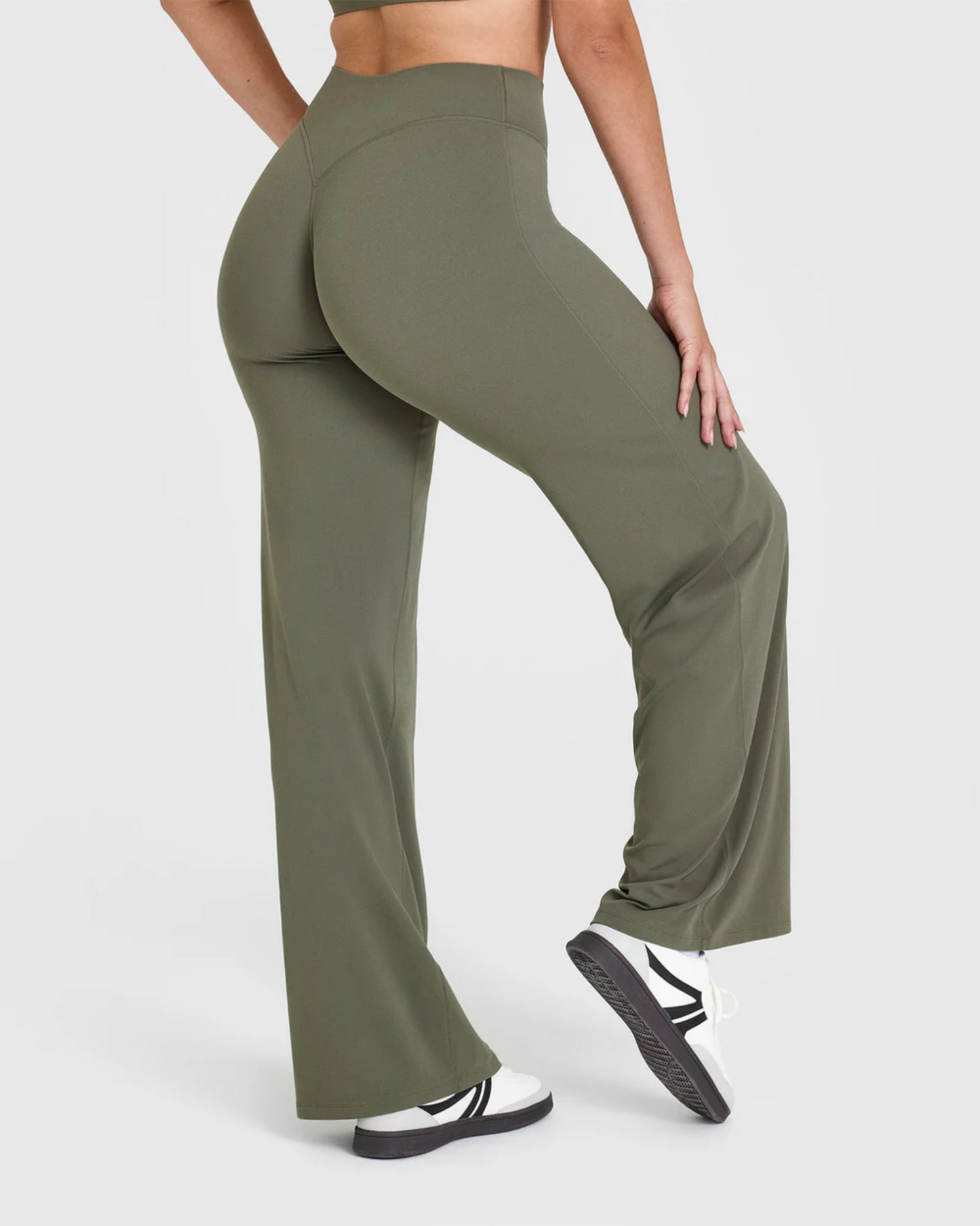 Tara | High-Waist Flared Sport Legging